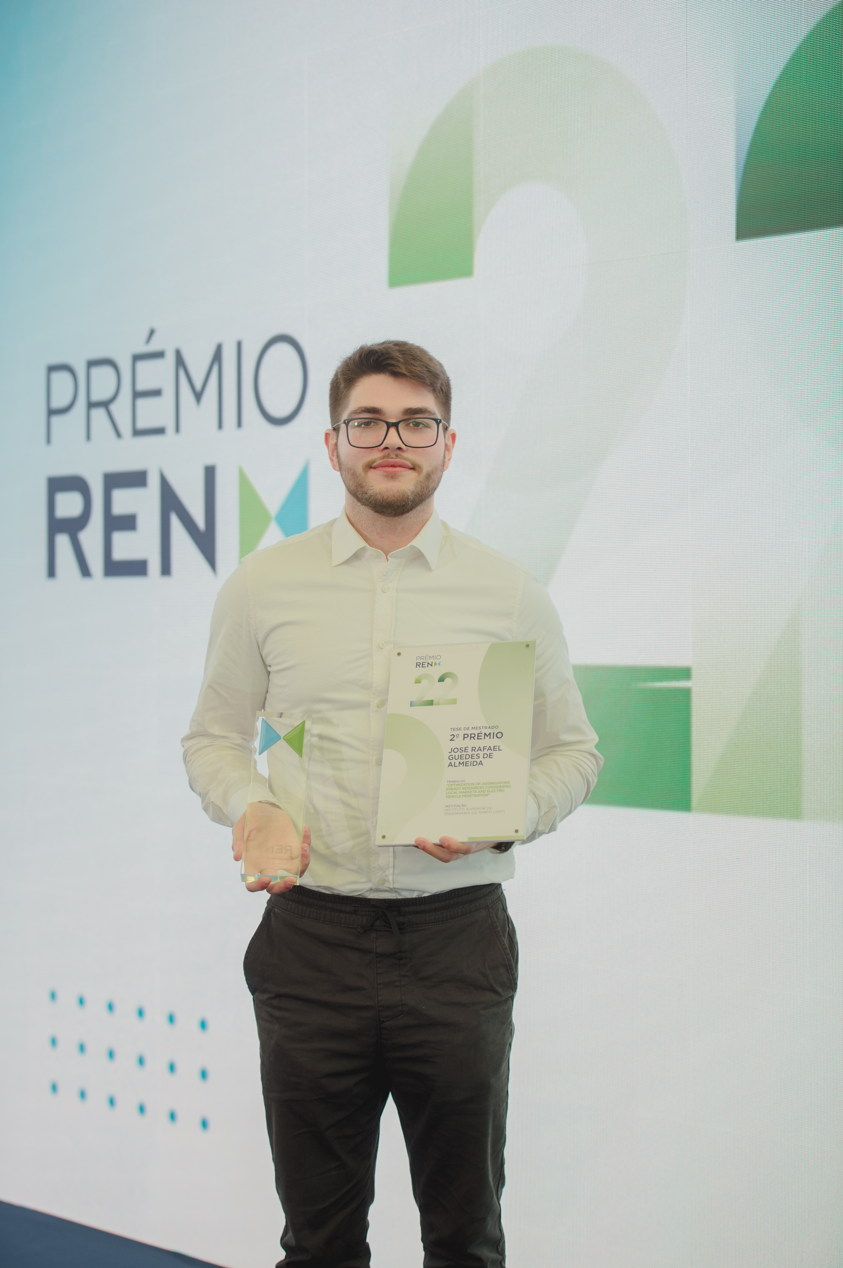 José Almeida awarded second place at the REN Prize